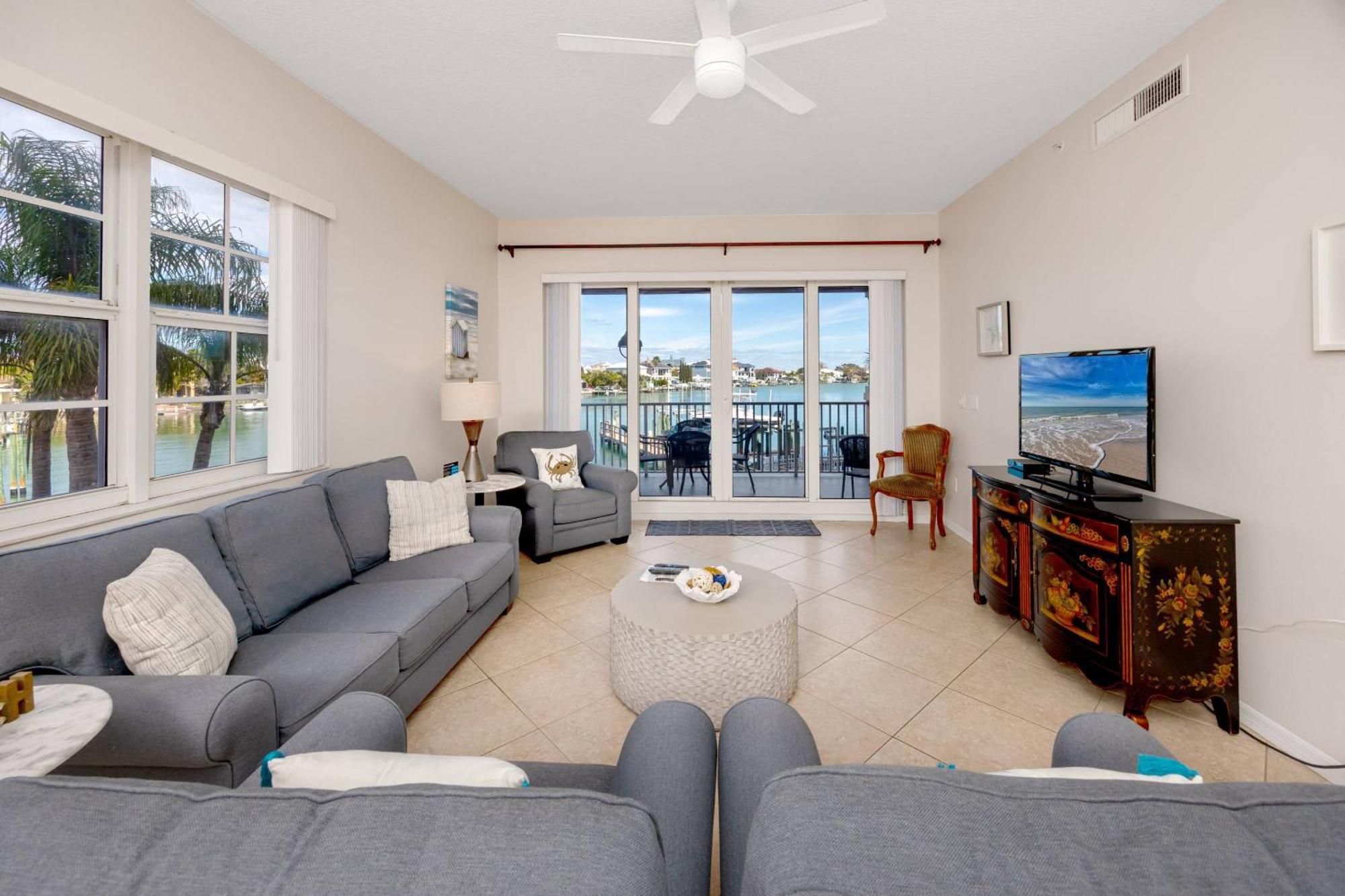 200 Harborview Grande Villa Clearwater Beach Exterior photo